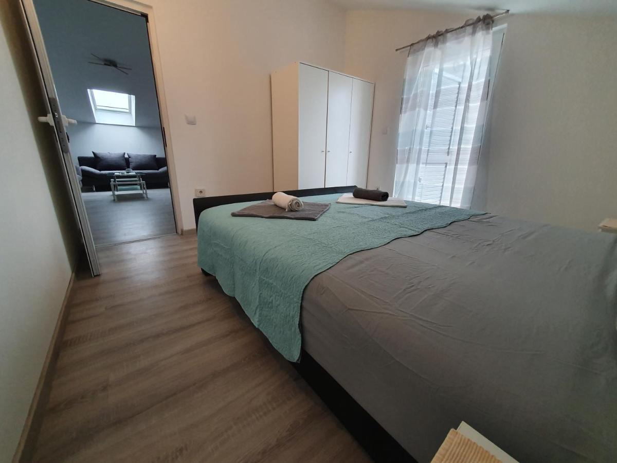Apartments Villa M&M 2 بيبينيا المظهر الخارجي الصورة
