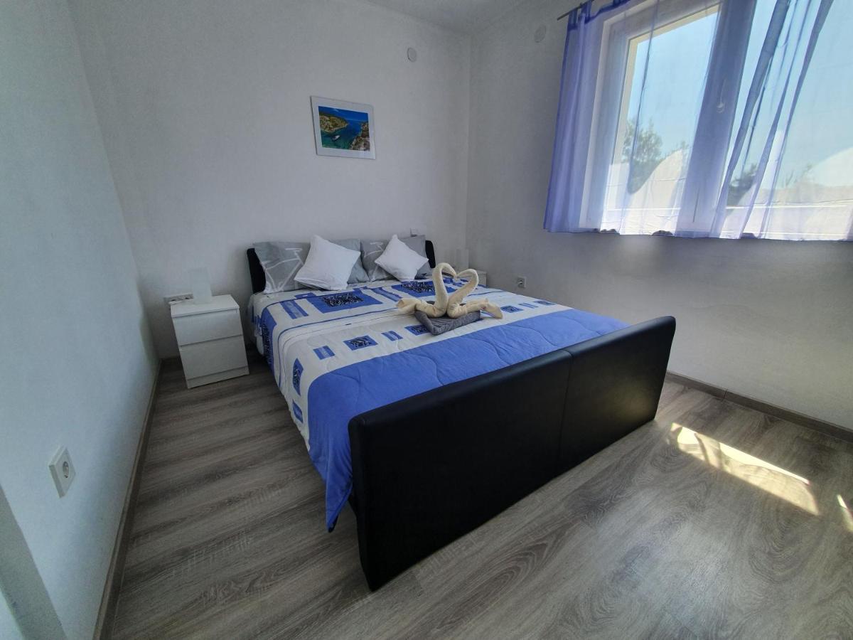 Apartments Villa M&M 2 بيبينيا المظهر الخارجي الصورة