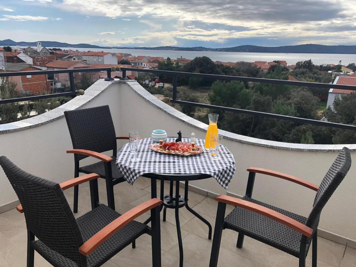 Apartments Villa M&M 2 بيبينيا المظهر الخارجي الصورة