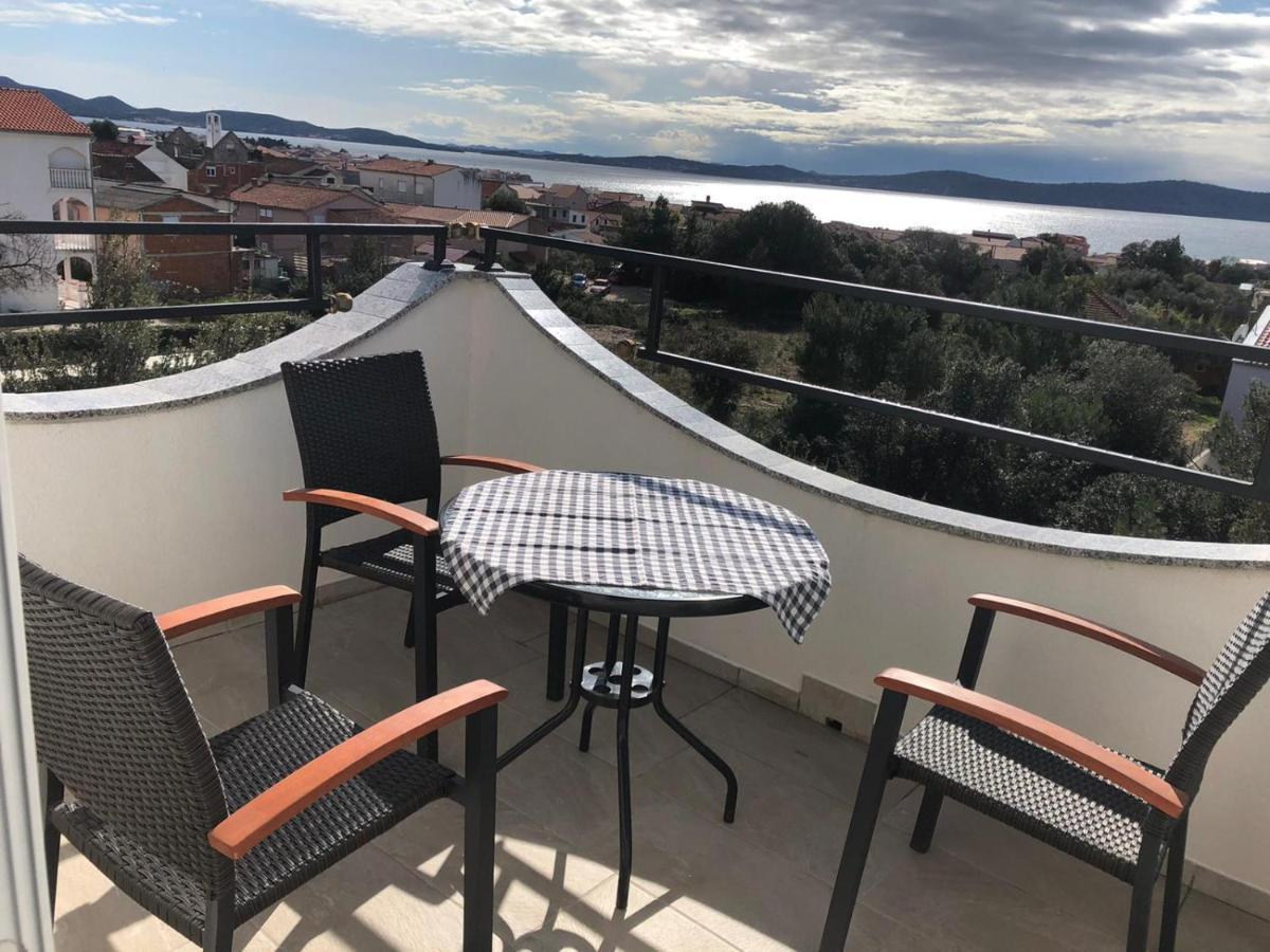 Apartments Villa M&M 2 بيبينيا المظهر الخارجي الصورة