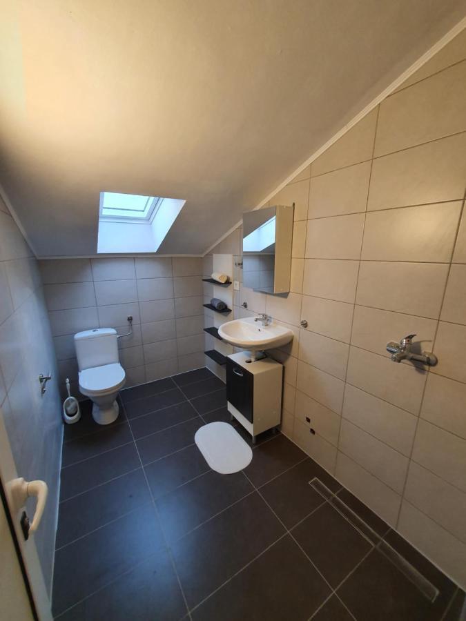 Apartments Villa M&M 2 بيبينيا المظهر الخارجي الصورة